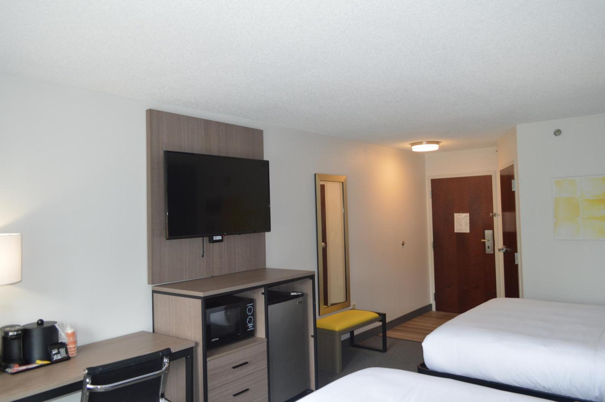 Comfort Inn & Suites Harrisburg-Hershey North Экстерьер фото