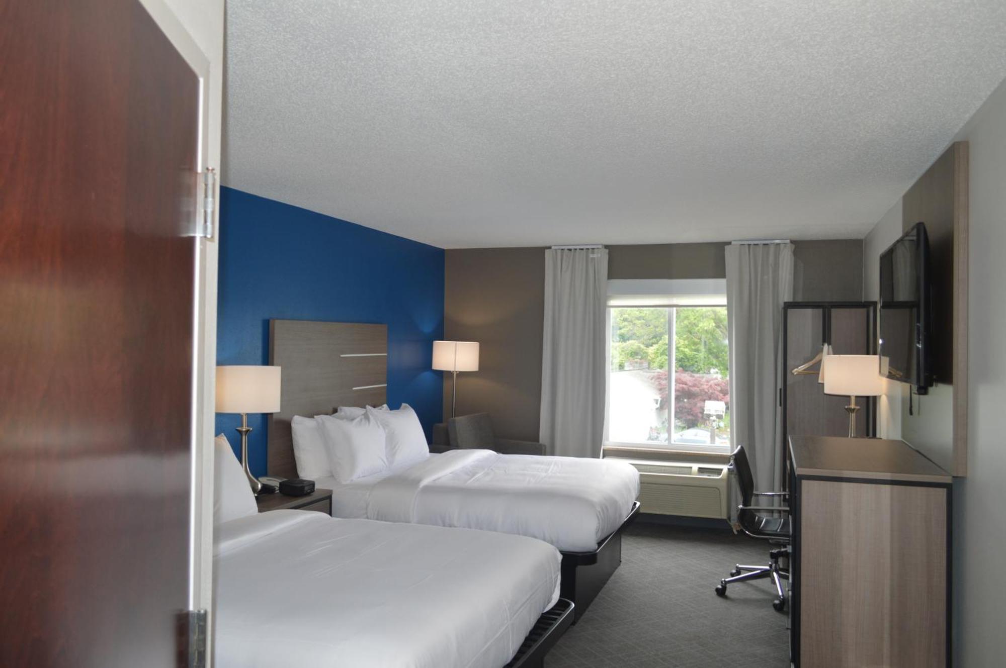 Comfort Inn & Suites Harrisburg-Hershey North Экстерьер фото