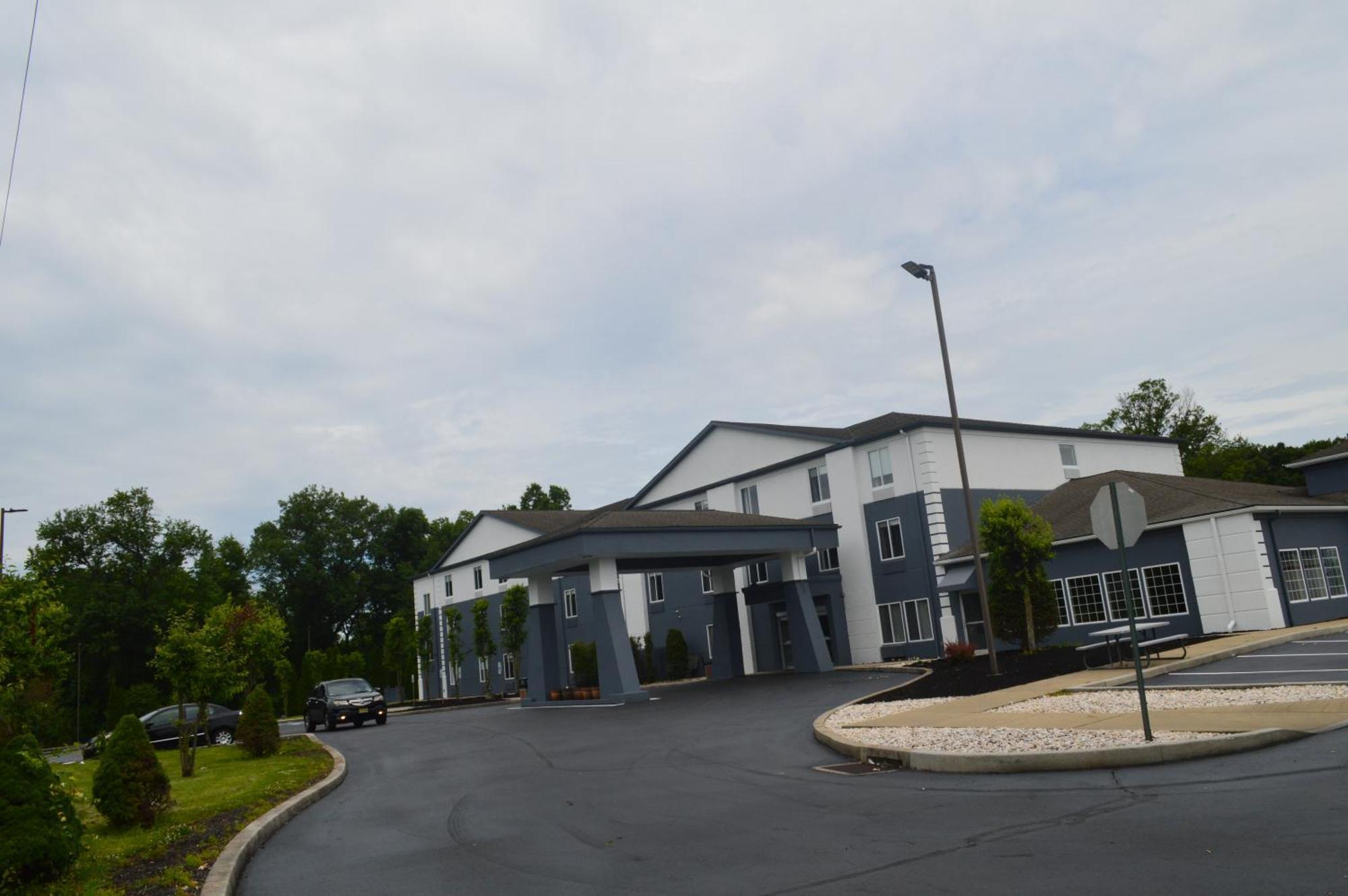 Comfort Inn & Suites Harrisburg-Hershey North Экстерьер фото