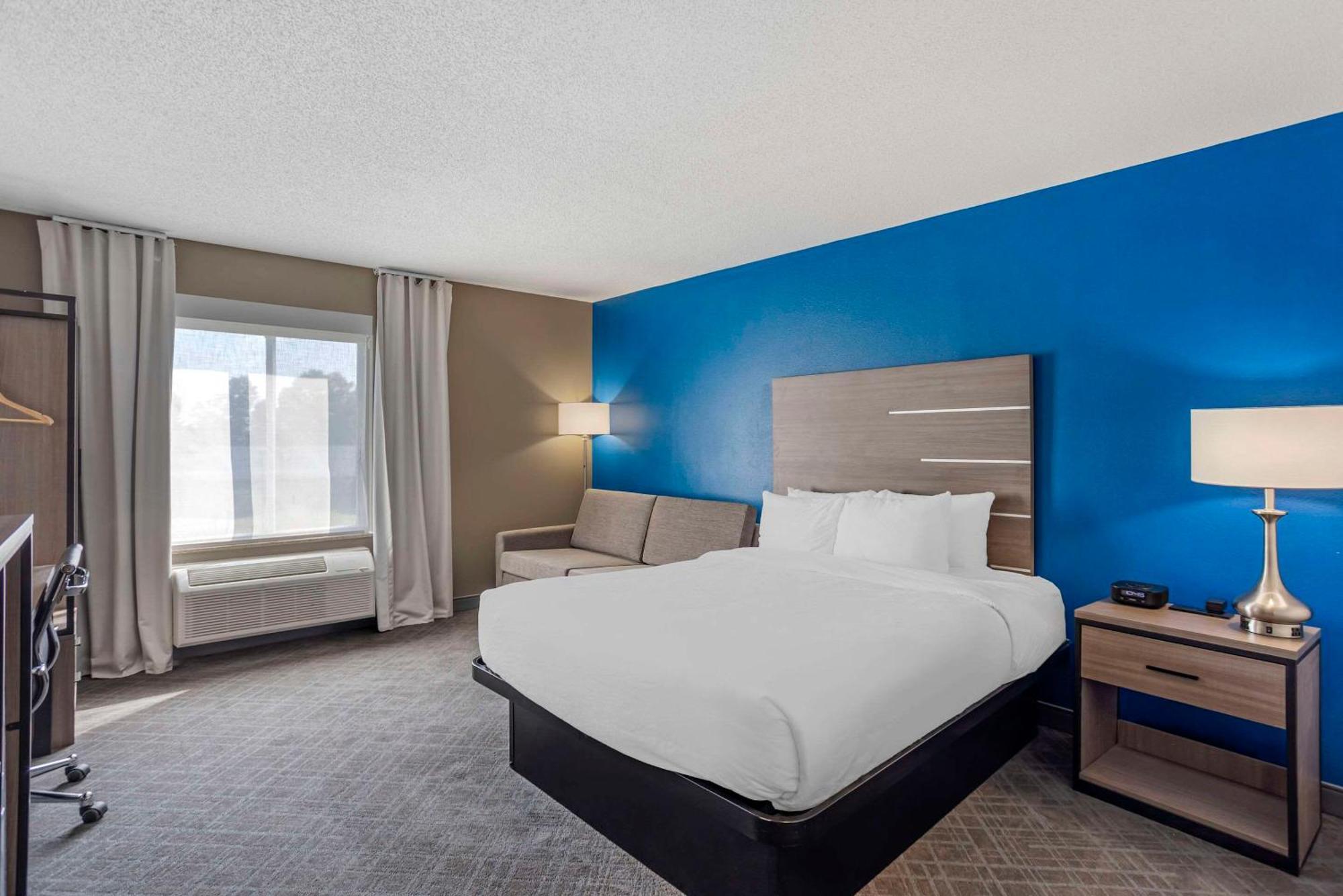 Comfort Inn & Suites Harrisburg-Hershey North Экстерьер фото
