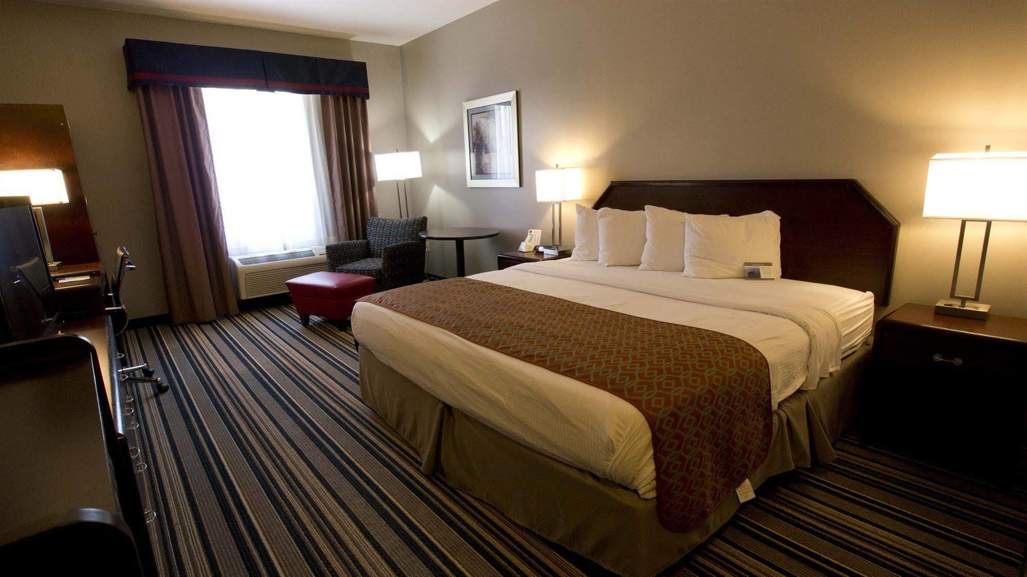 Comfort Inn & Suites Harrisburg-Hershey North Экстерьер фото